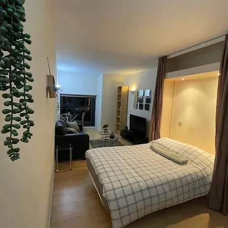 Luxe Studio Apartment In Leeds Leeds  Exterior photo